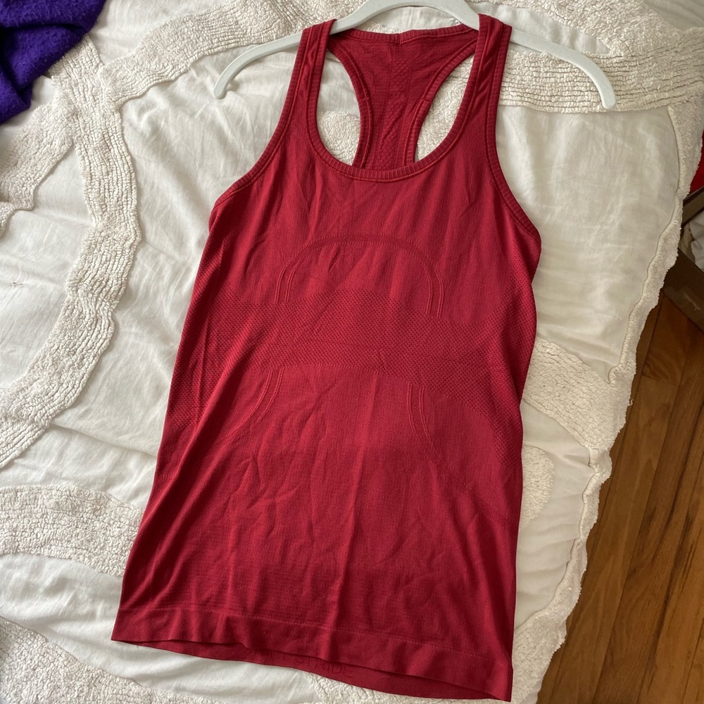 Lululemon Swiftly Tech Racerback Tank Top Rust Size 04